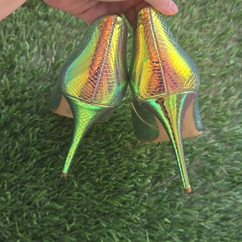 Aldo Iridescent Heels Size 8.5 - Picture 7 of 9